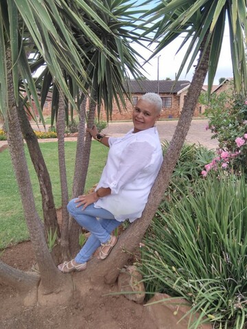 Lessie, 52 Boksburg, Gauteng, South Africa