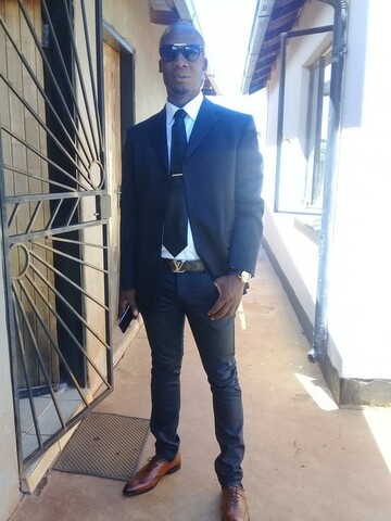 Ruzz, 45 Randfontein, Gauteng, South Africa