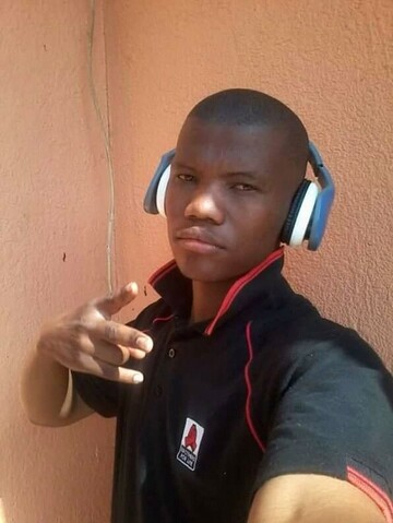 DK DA BIG DAWG, 34 Kagiso, Gauteng, South Africa
