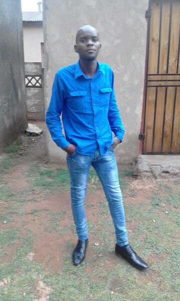 betsetse, 37 Germiston, Gauteng, South Africa