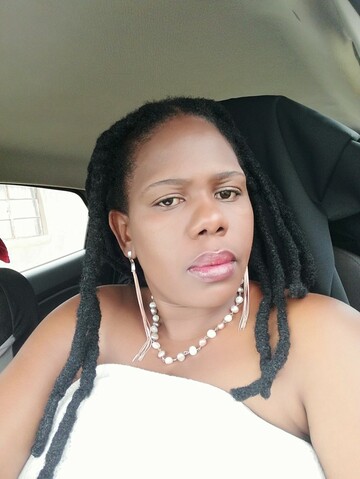 Lilly41, 44 Newcastle, KwaZulu-Natal, South Africa