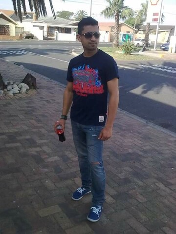 SF_khan, 36 Cape Town, Western Cape, South Africa