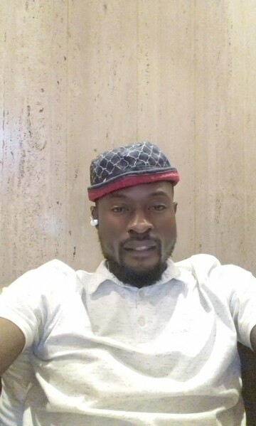 WALE BLACK, 35 Johannesburg, Gauteng, South Africa