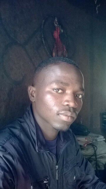 Chris304, 33 Soweto, Gauteng, South Africa