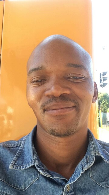 mcloving, 42 Soweto, Gauteng, South Africa
