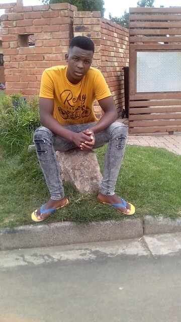 Dmiye, 32 Germiston, Gauteng, South Africa
