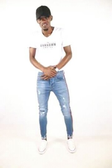 bra Ray, 40 Pretoria, Gauteng, South Africa
