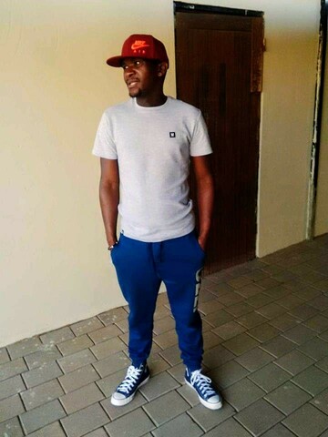 Theo27, 43 Kempton Park, Gauteng, South Africa