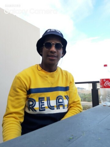 Beeza, 31 Cape Town, Western Cape, South Africa