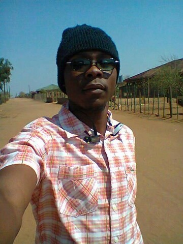 Khuliso2, 35 Louis Trichardt, Limpopo, South Africa