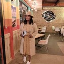 Lizzy Gallery Photo 2