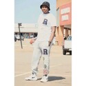 Sihle Gallery Photo 1