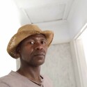 Zakes Gallery Photo 3